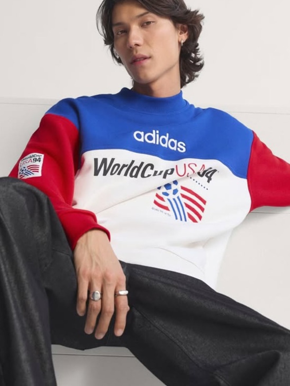 NWT FIFA adidas USA 94 Graphic Retro Classic Sweatshirt